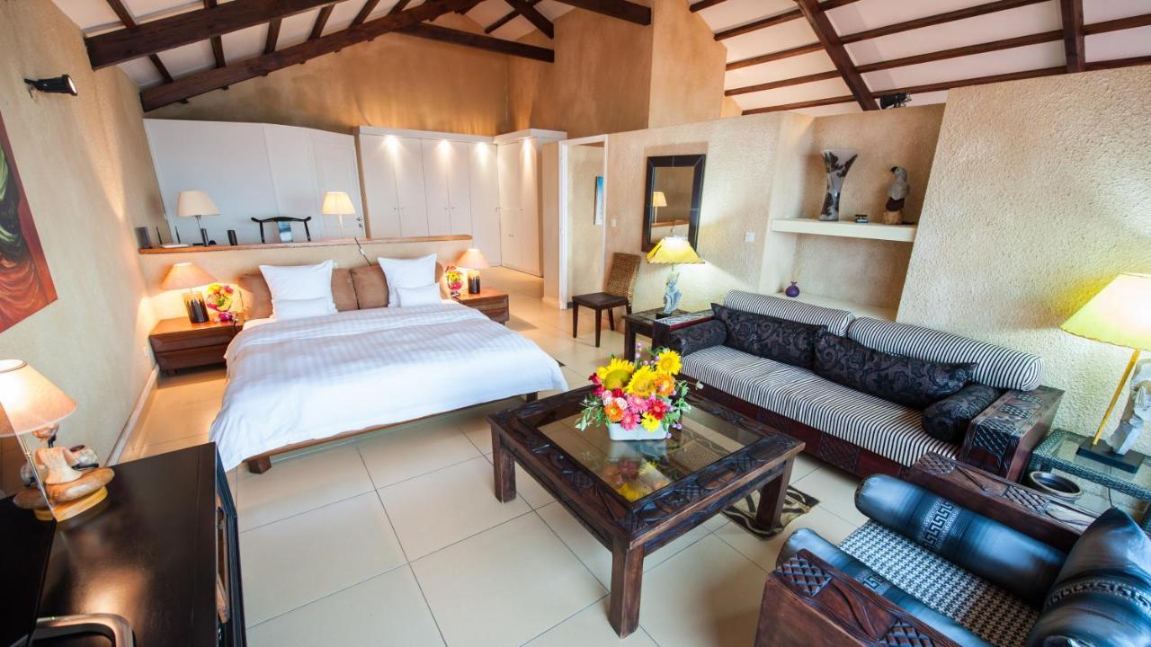 Residence Hoteliere Du Phare Libreville Eksteriør billede