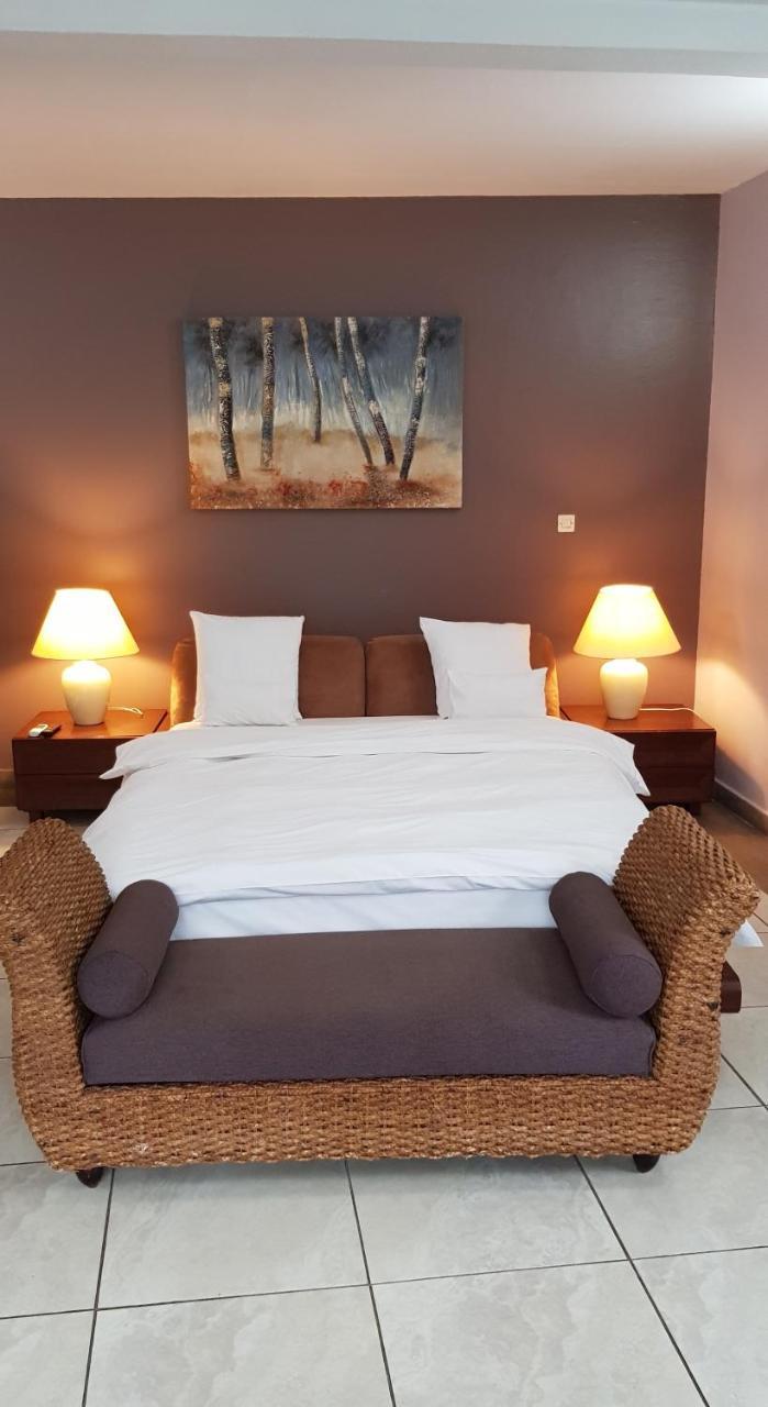 Residence Hoteliere Du Phare Libreville Eksteriør billede