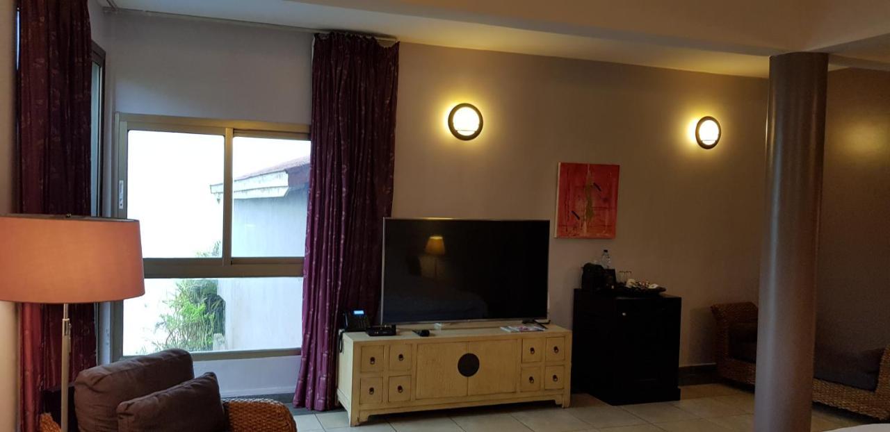 Residence Hoteliere Du Phare Libreville Eksteriør billede